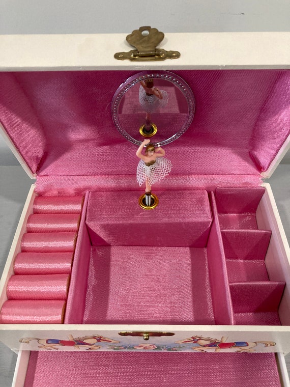 Vintage musical ballerina jewelry box Gunther Mele je… Gem