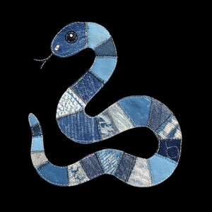 Patchwork de mezclilla sintética con serpiente azul PNG para sublimación o impresión con técnicas de transferencia de imágenes para colchas incluidas (DESCARGA DIGITAL)