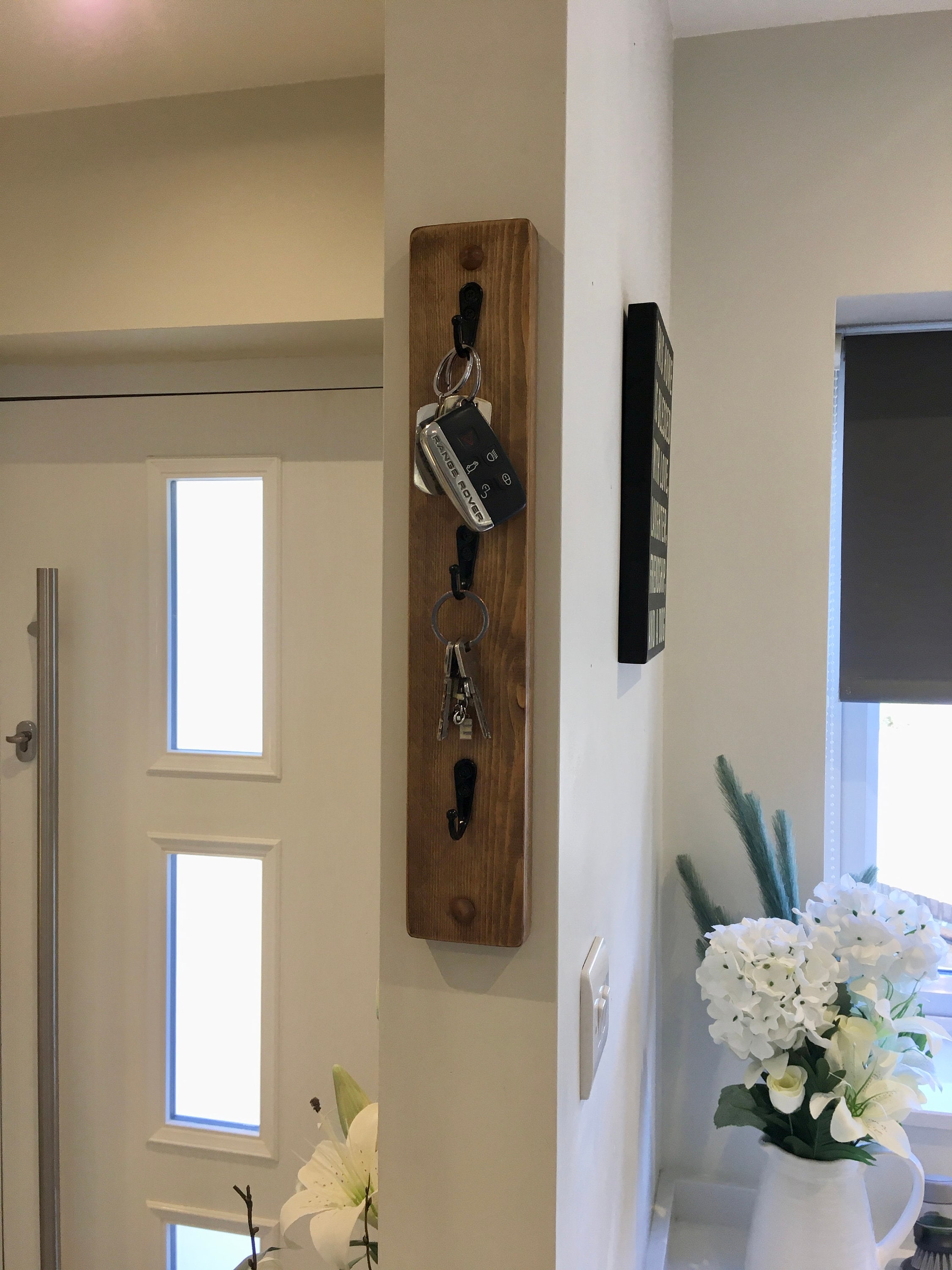 Vertical Timber Key Rack Key Hooks Decorative For Wall Mail VIS'V