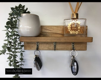 Lovely Oak Waxed Antique Brass Key holder with shelf that would brighten up any entrance hall way “Antique Bronze/Brass Hooks”