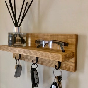 Lovely Oak Waxed Black Hook Key holder with shelf that would brighten up any entrance hall way “Black Hooks”