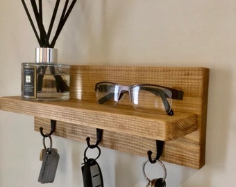 Lovely Oak Waxed Black Hook Key holder with shelf that would brighten up any entrance hall way “Black Hooks”