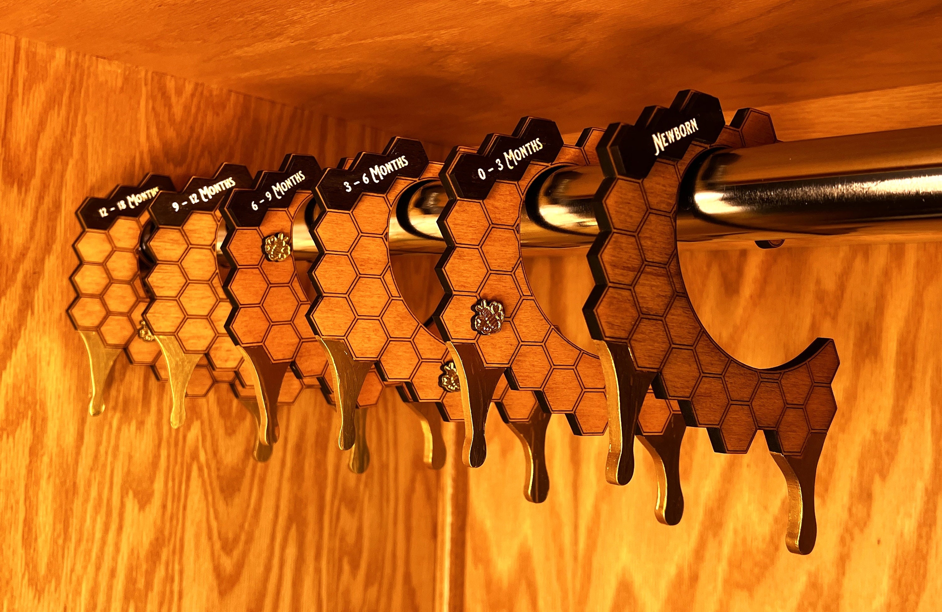 Comb Divider Rack Baby Honey Comb & Bee Closet Rack Dividers – Right Side View - Etsy