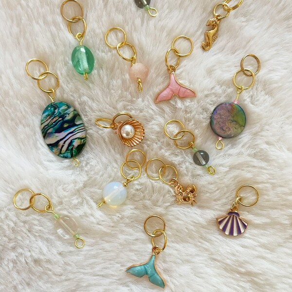 charms nike