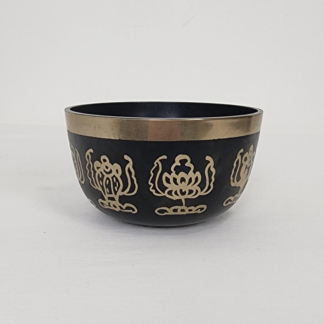Solid Brass Tibetan Singing Bowl Meditation Chakra Alignment Sound Bath ...