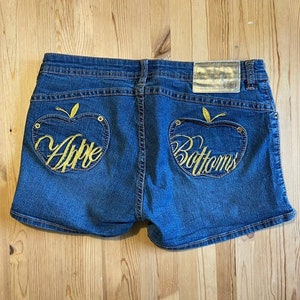 APPLE BOTTOM Denim Short Embellished 