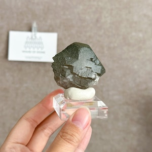 Gwindel quartz - Etsy 日本