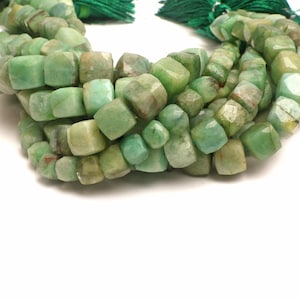 Emerald beads, Faceted beads, gemstone beads, drilled beads, Natural Emerald beads, 8 inch beads, Cube Shape beads, for jewelry