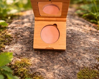 Colorete rosa melocotón con estuche de bambú