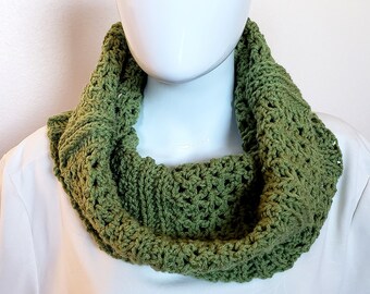 Spring Green Crochet Huntress Cowl - Cozy Business Casual Neckwarmer for Her