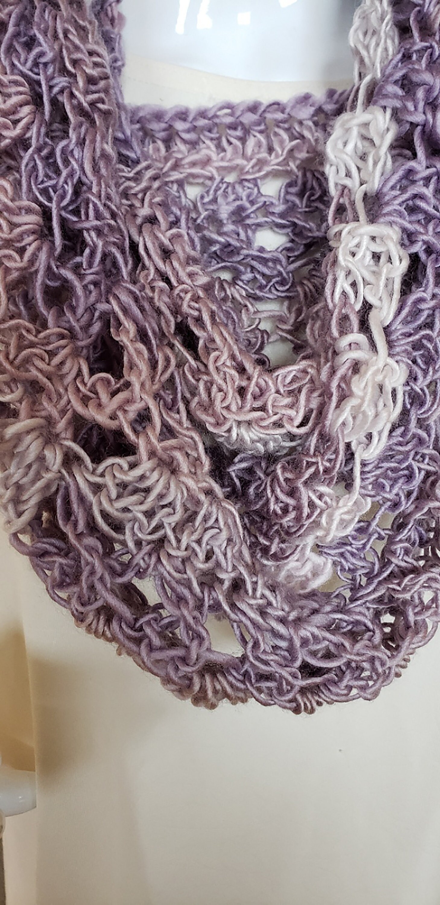 Dressy Crochet Cowl. Crocheted Neckwarmer. Gift for Women. Hand crocheted cowl. Silky neckwarmer. Neck accessory. Business casual. - Thumbnail 4