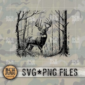 Puede incluir: Ilustración en blanco y negro de un ciervo de pie en un bosque. El ciervo tiene grandes cuernos y mira hacia la derecha. El bosque está formado por árboles altos con ramas y hojas. La imagen es de estilo vintage.