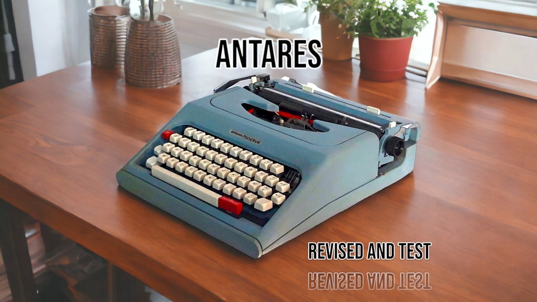 Vintage ANTARES MINERVA Typewriter Typewriter in Perfect Working Order ...