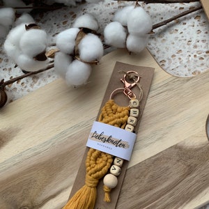 Love knot macrame keychain personalized with name image 5