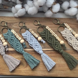 Love knot macrame keychain personalized with name image 6