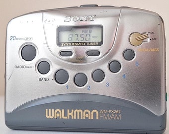 ビンテージ ソニー ウォークマン WM 267：完全に動作するカセット