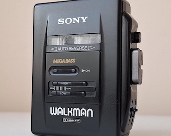 コカコーラ　ポータブルカセットプレーヤー　ビンテージ　ウォークマン ヴィンテージ コカコーラ缶ウォークマン：Akura C401 カセット