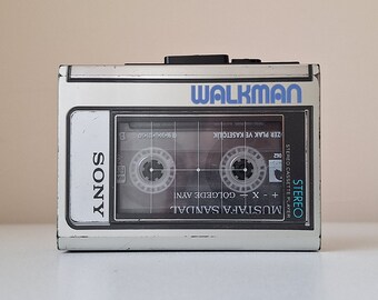 SALE ! New in Box SONY ICF-P26 Portable Travel Walkman Radio Am/Fm 