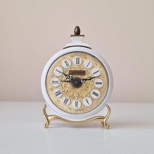 Antique Jerger Alarm Clock: 1940s Mechanical Table Clock