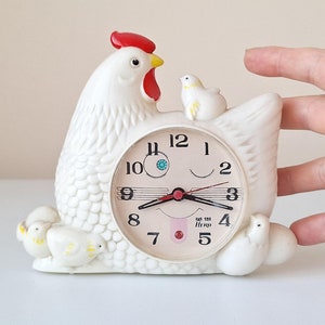 Vintage Chicken Alarm Clock - 1970s Mechanical Table Clock