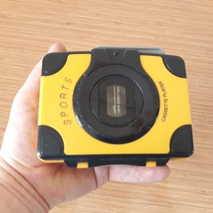 Vintage Sports Walkman: Collectible Stereo Cassette Player AR 330
