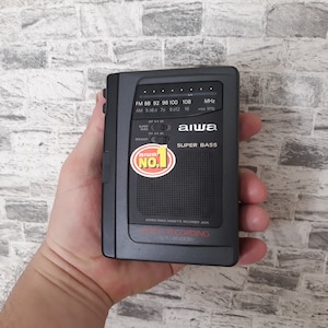 Aiwa walkman cassette player - Etsy 日本