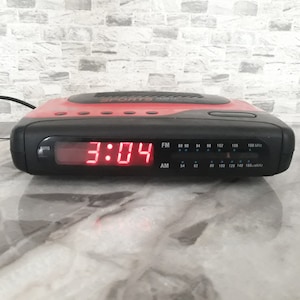 Vintage clock radio, Clock Digital radio, Alarm Clock, Alarm Radio, Space Age Clock, Space Age Radio, Digital Clock,Sports Saat RadyO