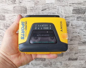 SONY SPORTS WM-FS495 カセットプレイヤー（Vintage Sony