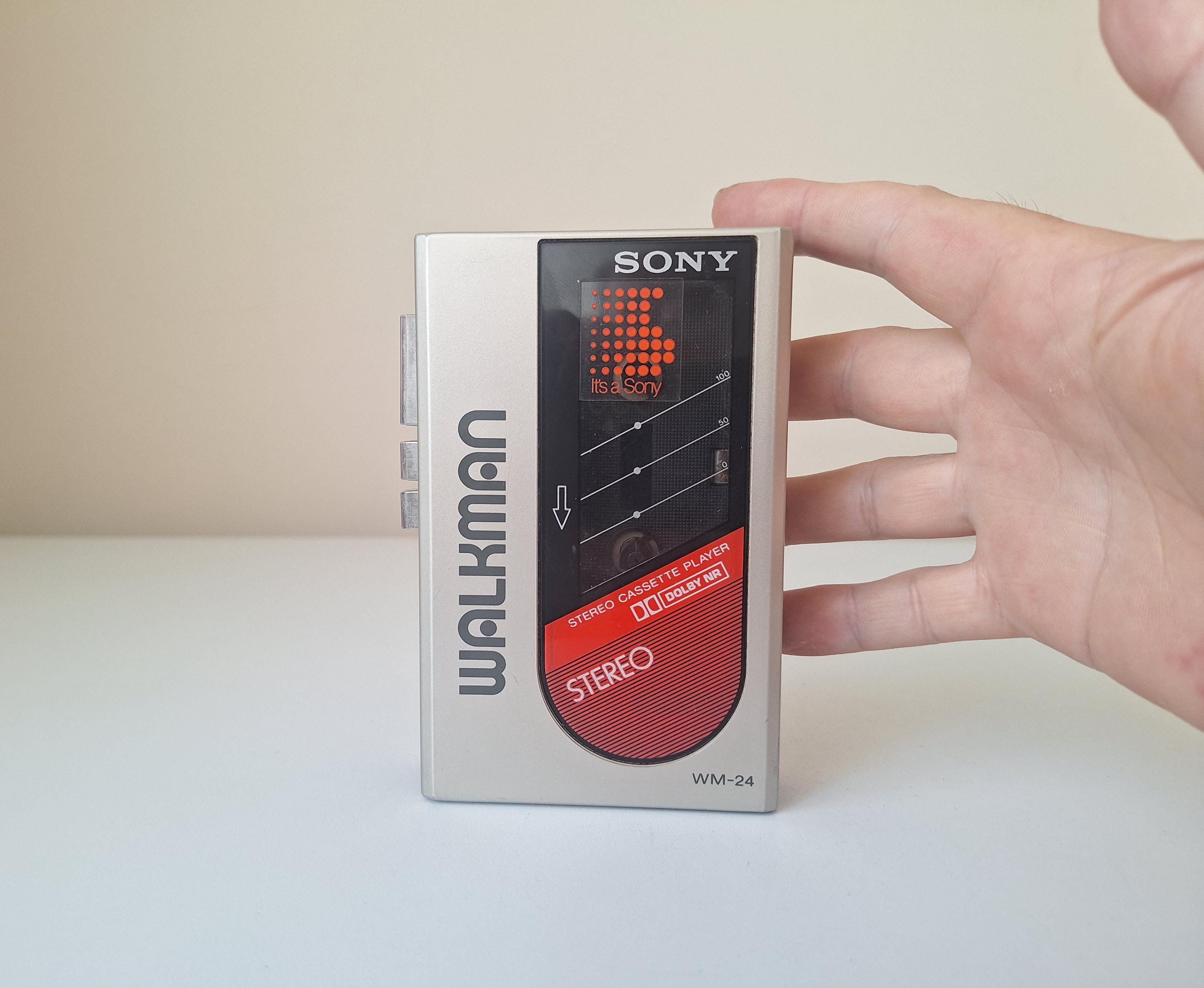ヴィンテージ ソニー ウォークマン WM-24 カセットプレーヤー