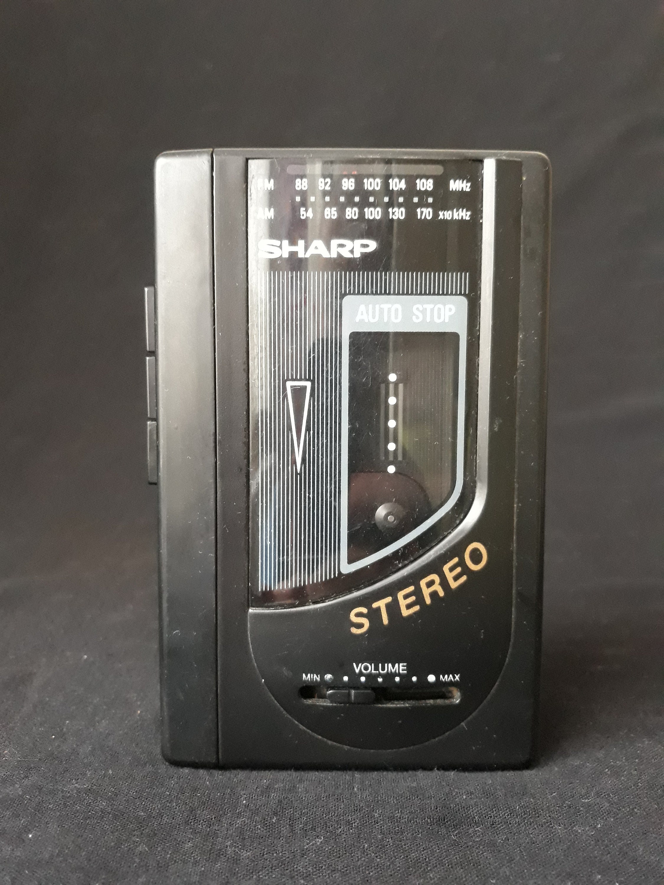 Vintage Sharp JC-127 (R) Portable AM / FM Stereo Cassette Player Fonctionne