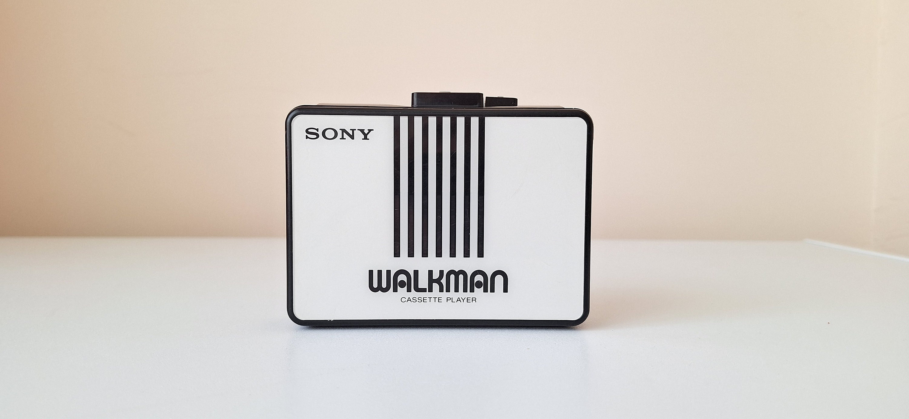 Vintage Sony Walkman WM B10: Collectible Cassette Player - Etsy