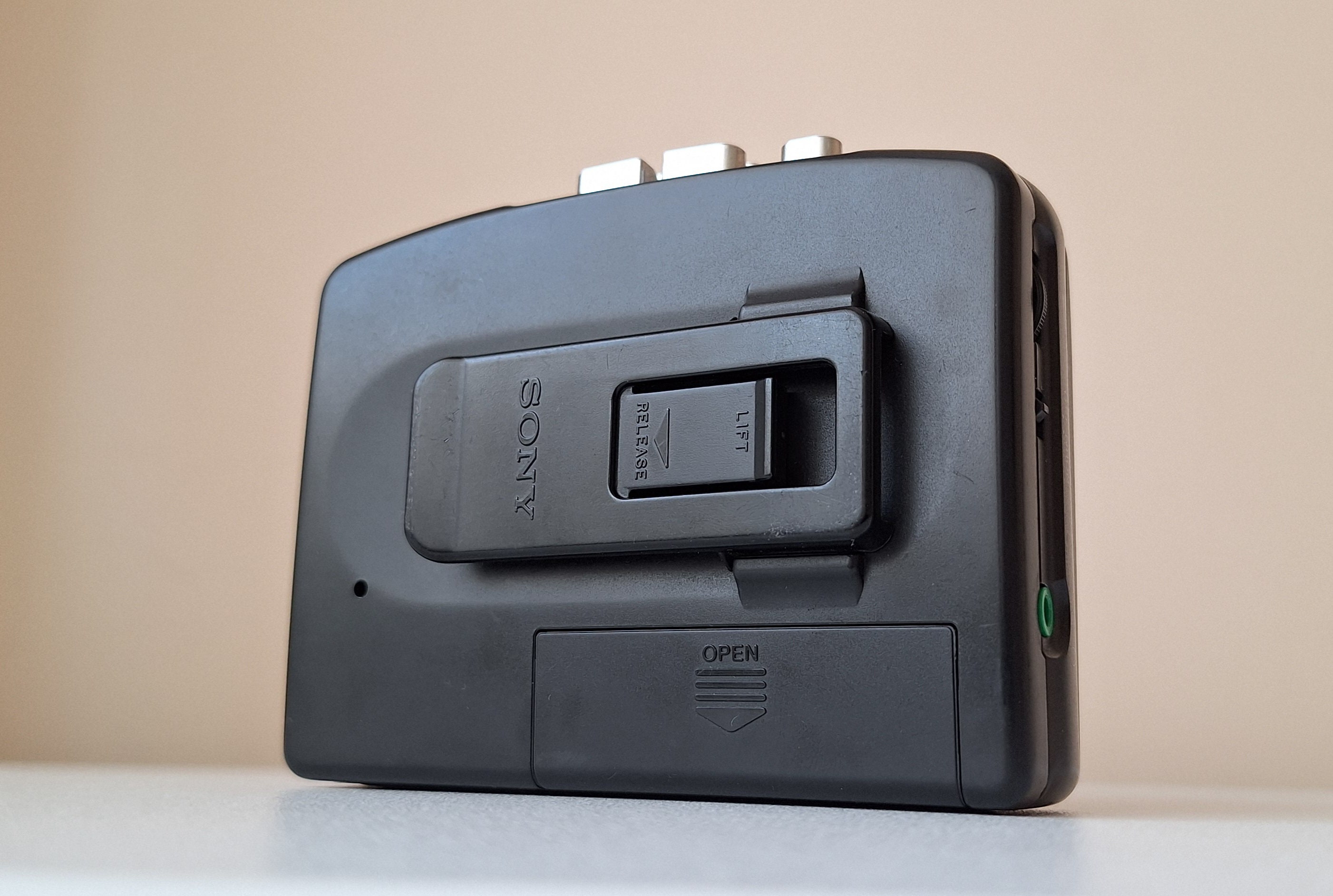 Vintage Sony Walkman WM EX16 Cassette Player - Fully Working