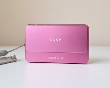 【元箱付き】ソニー SONY Cyber-shot DSC-T99 ピンク il_372x296.6120233258_aim5.jpg