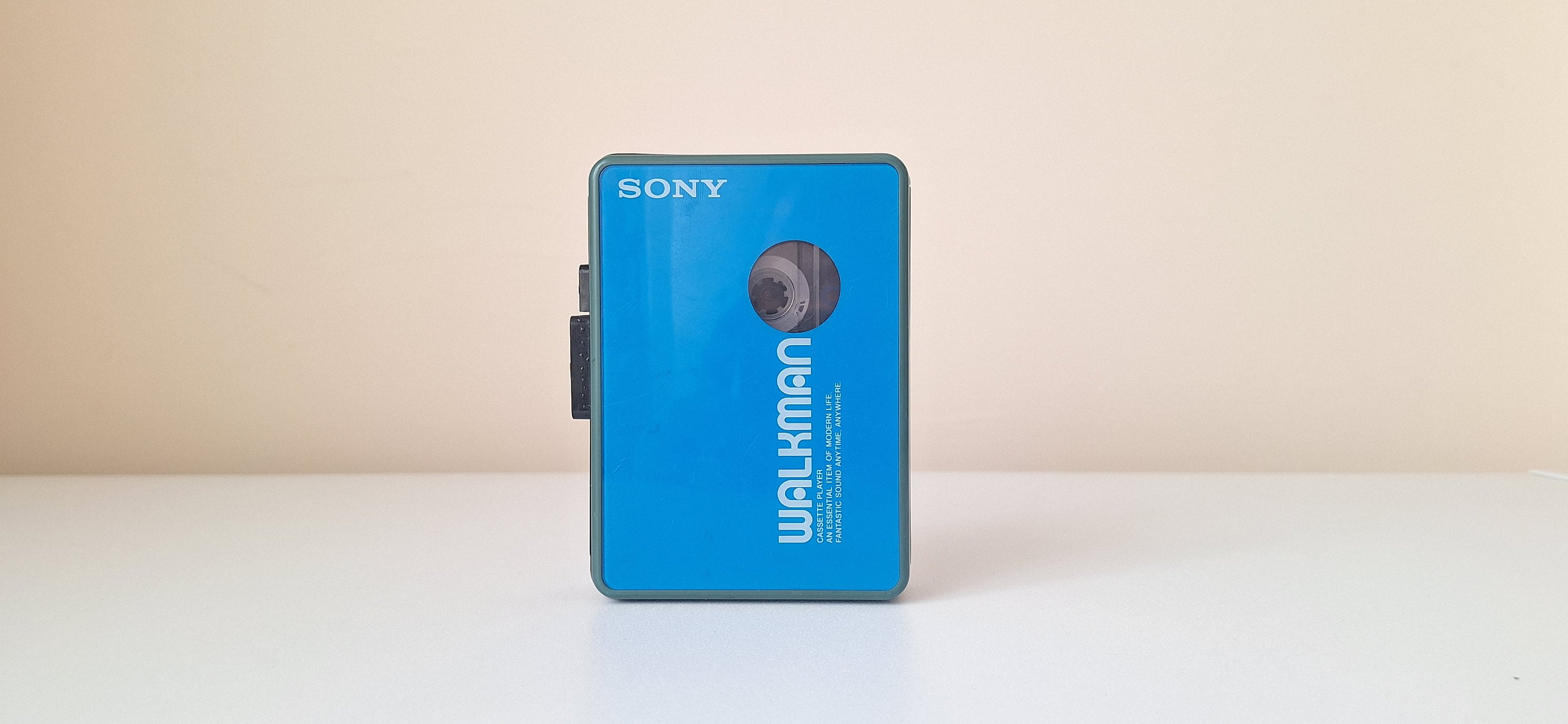 ビンテージ ソニー ウォークマン カセットプレーヤー - Sony WM B10