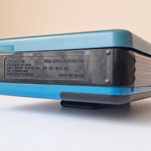 Vintage Sony Walkman WM-B10 Bleu (Années 80) – Pour Pièces Ou Réparation