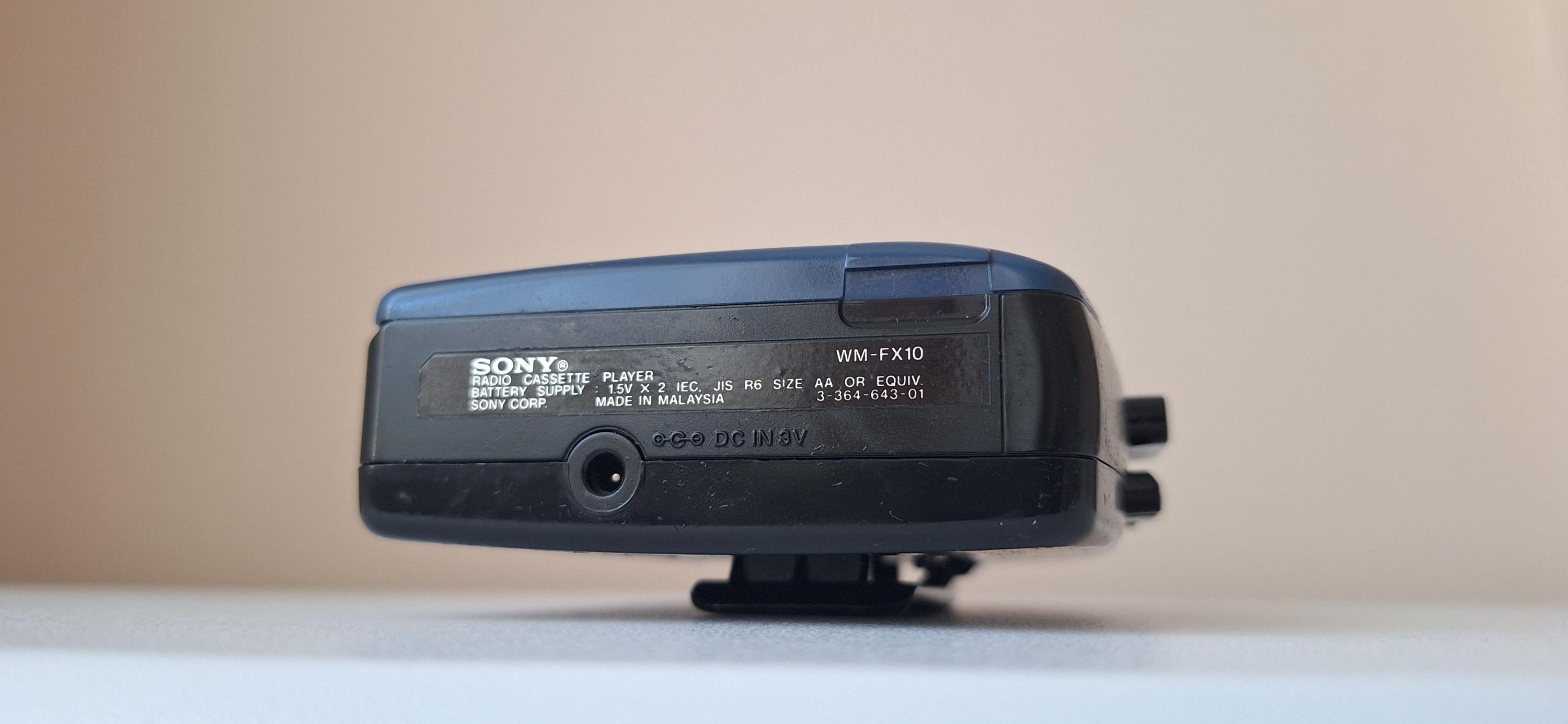 Sony WM-FX10 Walkman inside look WM-FX251 SONY WALKMAN D-E525 WM