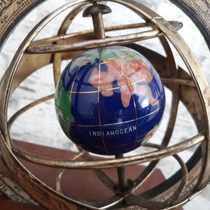 Table Top Earth Globe, Antique Earth Globe, Vintage Earth Globe, Earth Globe, Space Age, Zodiac Globe, Table Top, Office decor,