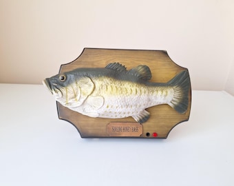 Vintage Big Mouth Billy Bass Singing Fish Santa Hat Christmas
