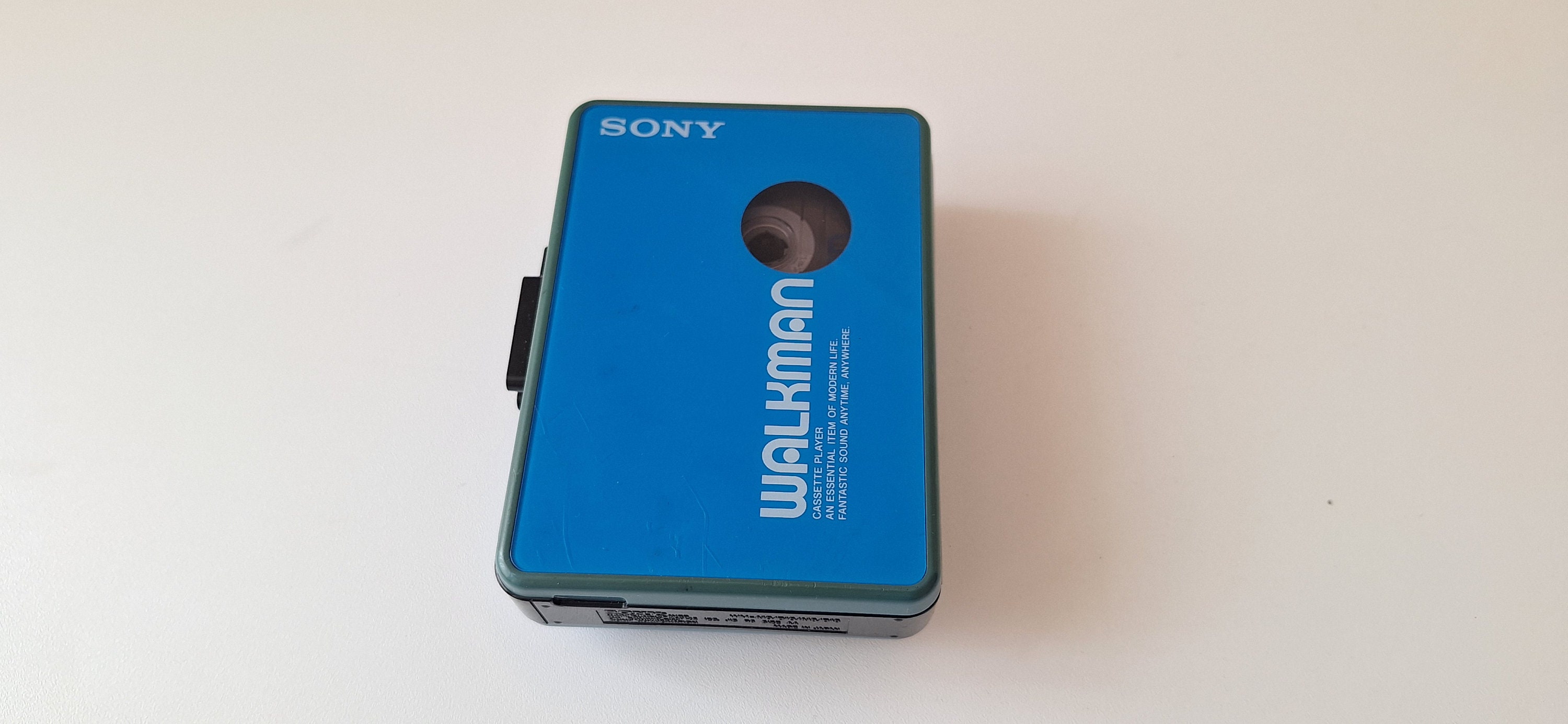 ビンテージ ソニー ウォークマン カセットプレーヤー - Sony WM B10