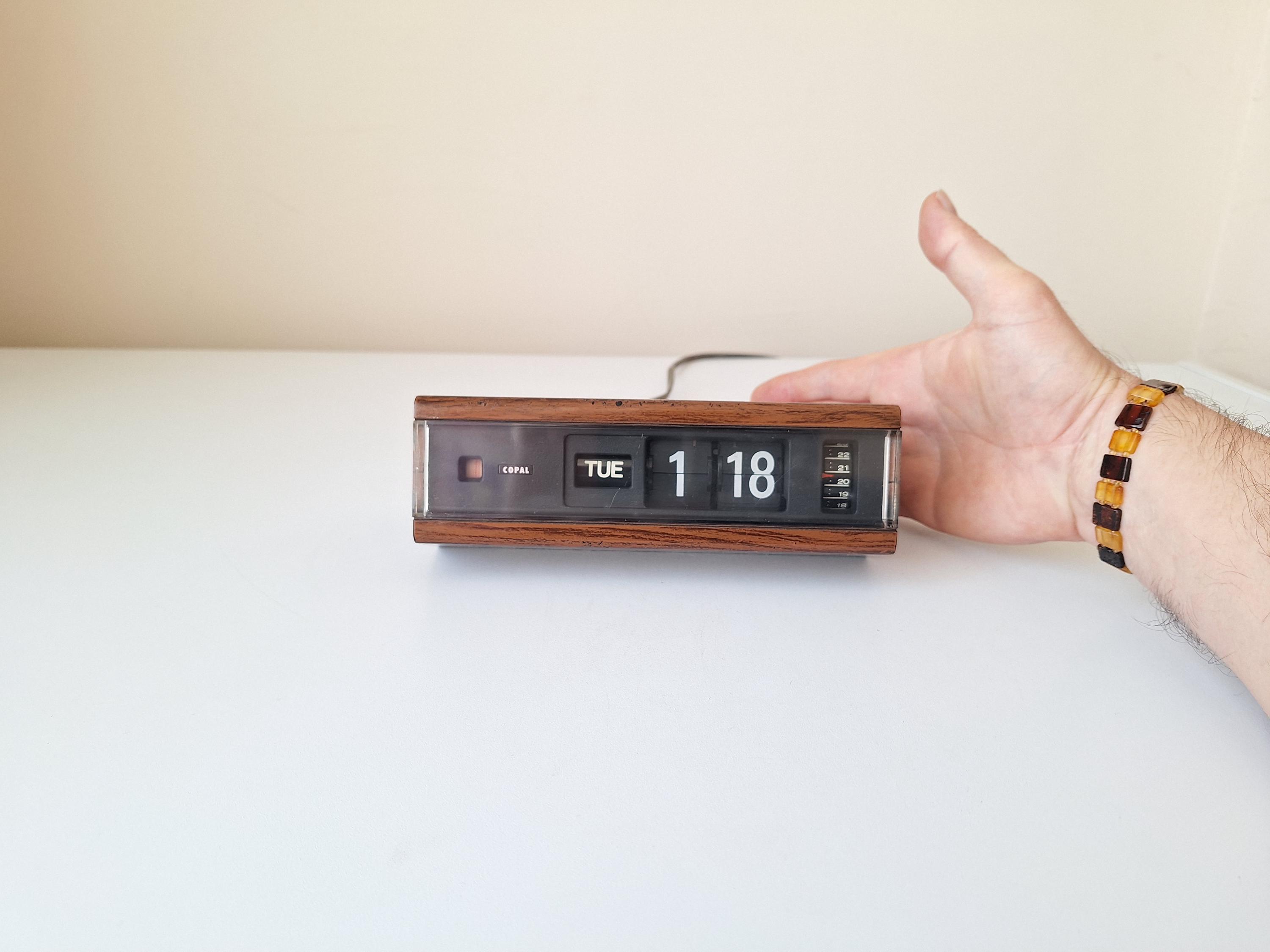 Copal Flip Clock - Etsy