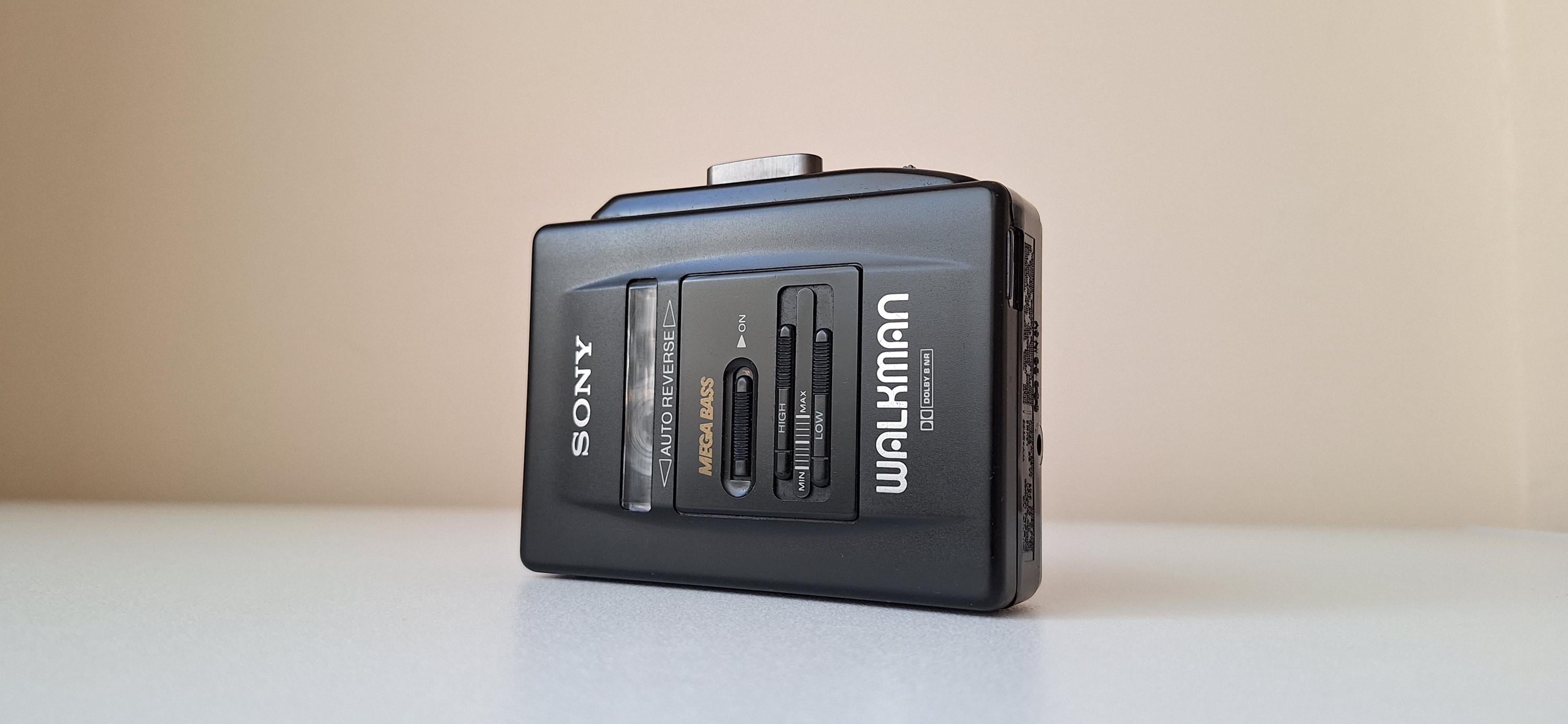 Vintage Sony Walkman WM 2055 Cassette Player - Etsy