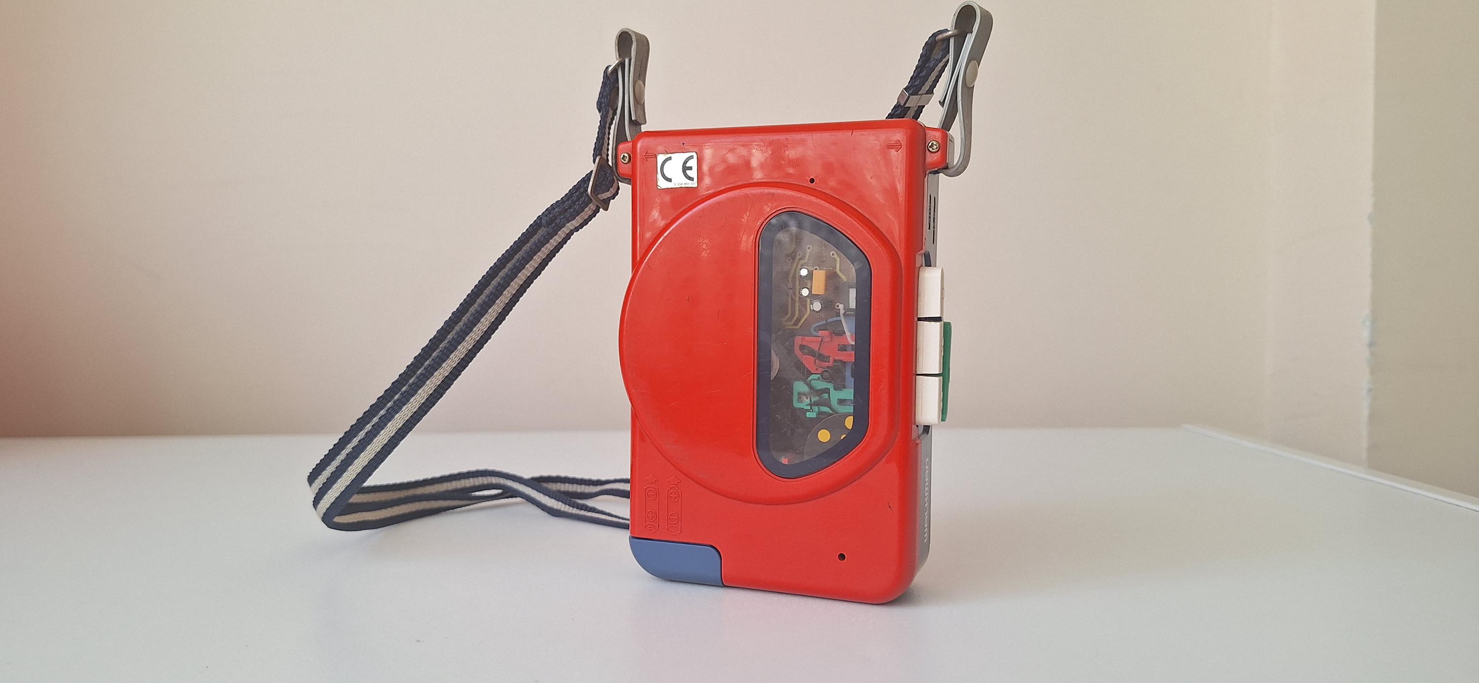 [メンテ済]カセットウォークマンmy first sony WM-F3050 Sony WM-F3050 ▷ Walkman.land