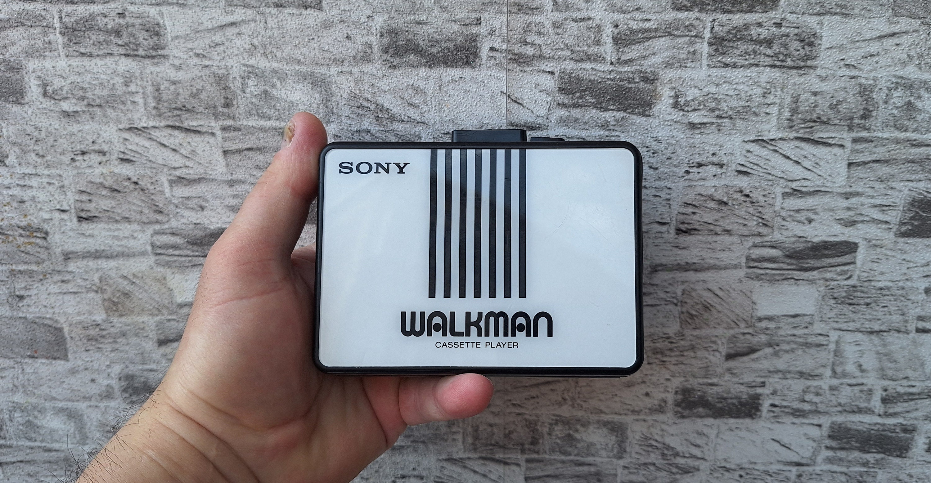 ビンテージ ソニー ウォークマン WM B10：コレクターズアイテムの