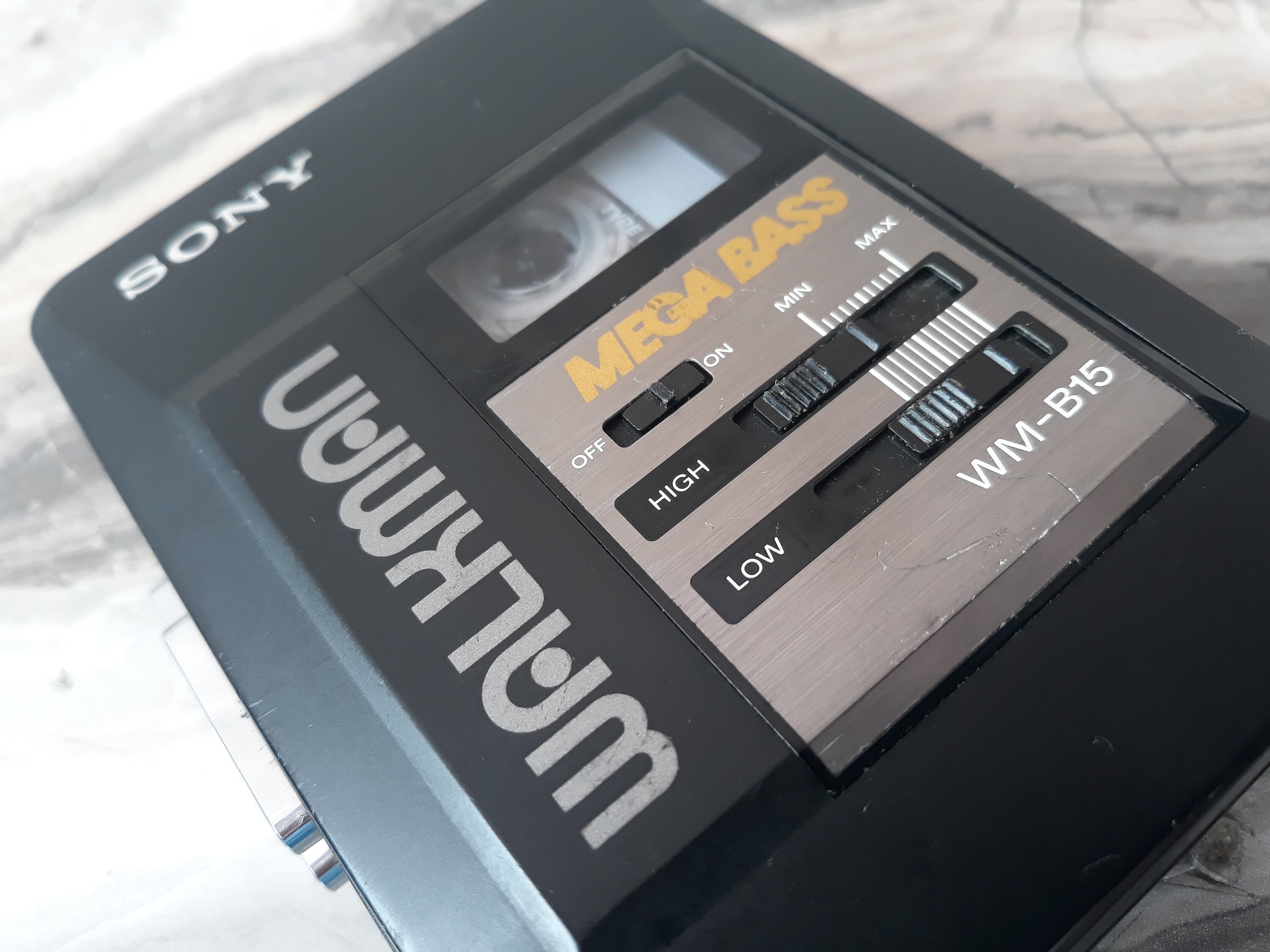 【動作品】SONY WALKMAN WM-B15 カセットプレーヤー Vintage Sony Walkman WM B15: Collectible Cassette Player - Etsy