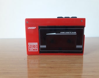 UNISEF ステレオカセットプレーヤー Z-1 UNISEF Z1 - 1984 - Vintage Walkman Re-Born!.. - YouTube