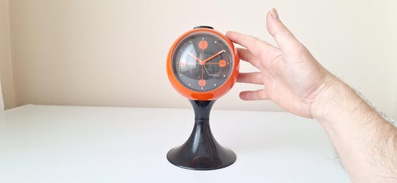 ヴィンテージ スペースエイジ メカニカル目覚まし時計 - 1980年代