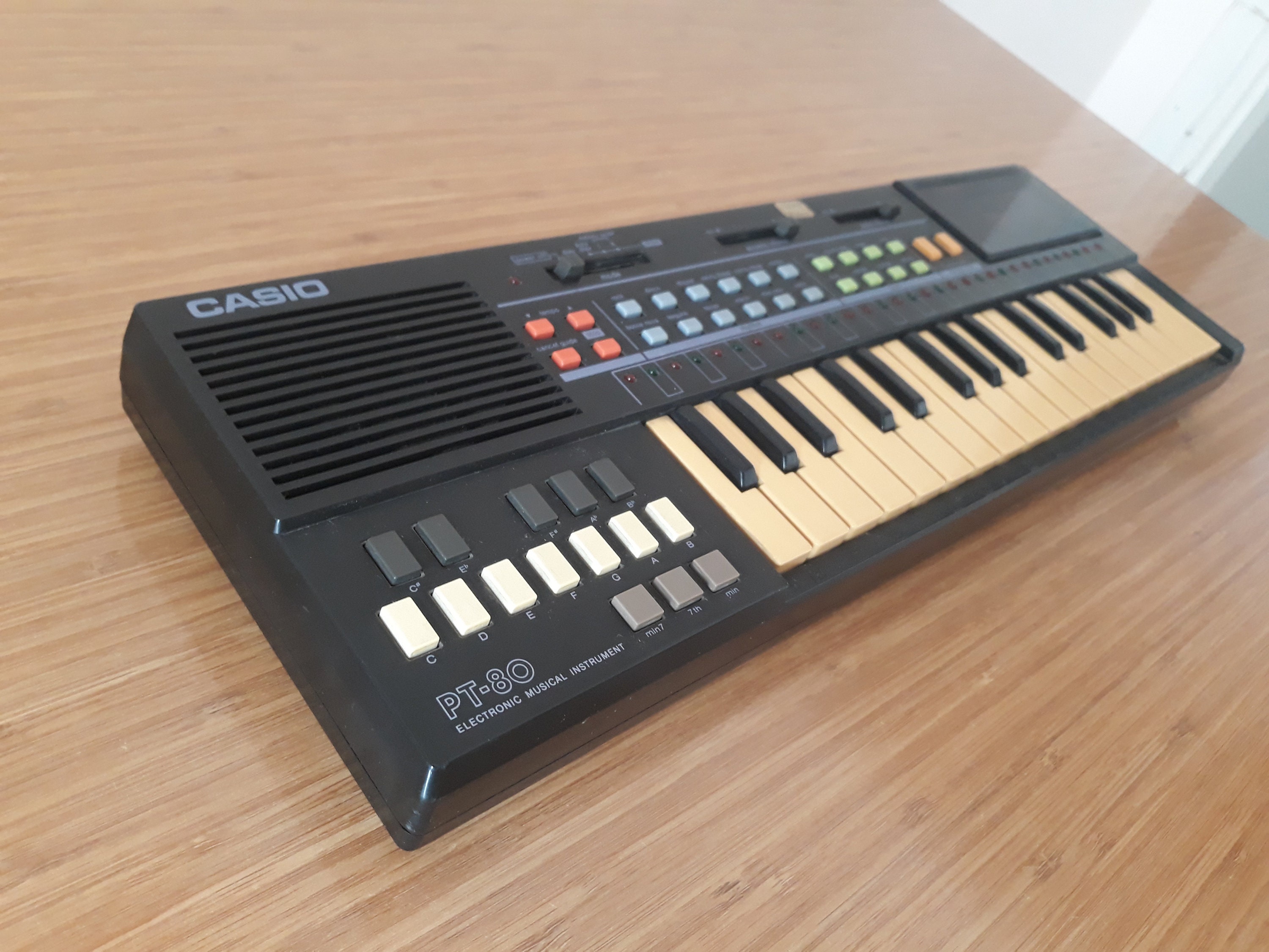CASIO PT-80 カシオキーボード　昭和レトロ　弾けますトーン 2026年最新】カシオ pt-80の人気アイテム - メルカリ