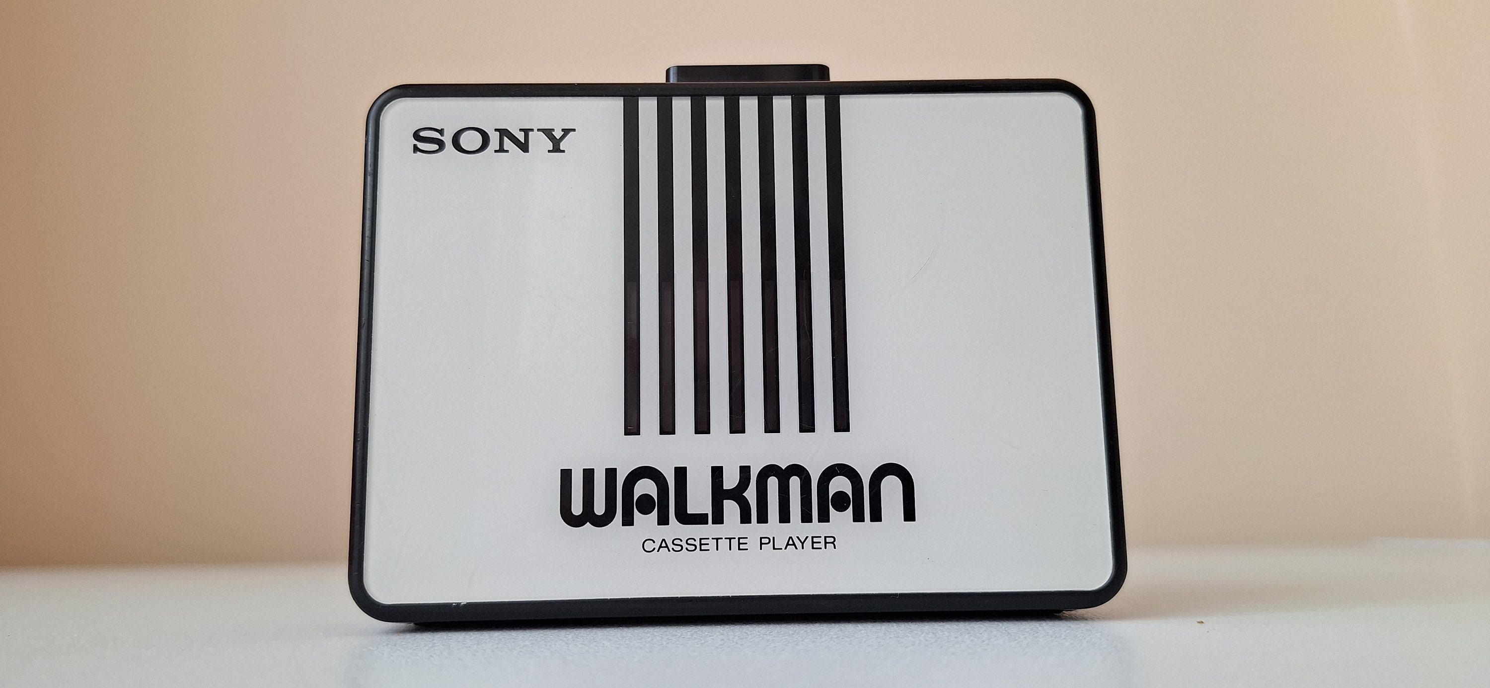 [レア整備品]ソニーカセットウォークマン　sony walkman WM-B10 il_fullxfull.5996783480_k4et.jpg
