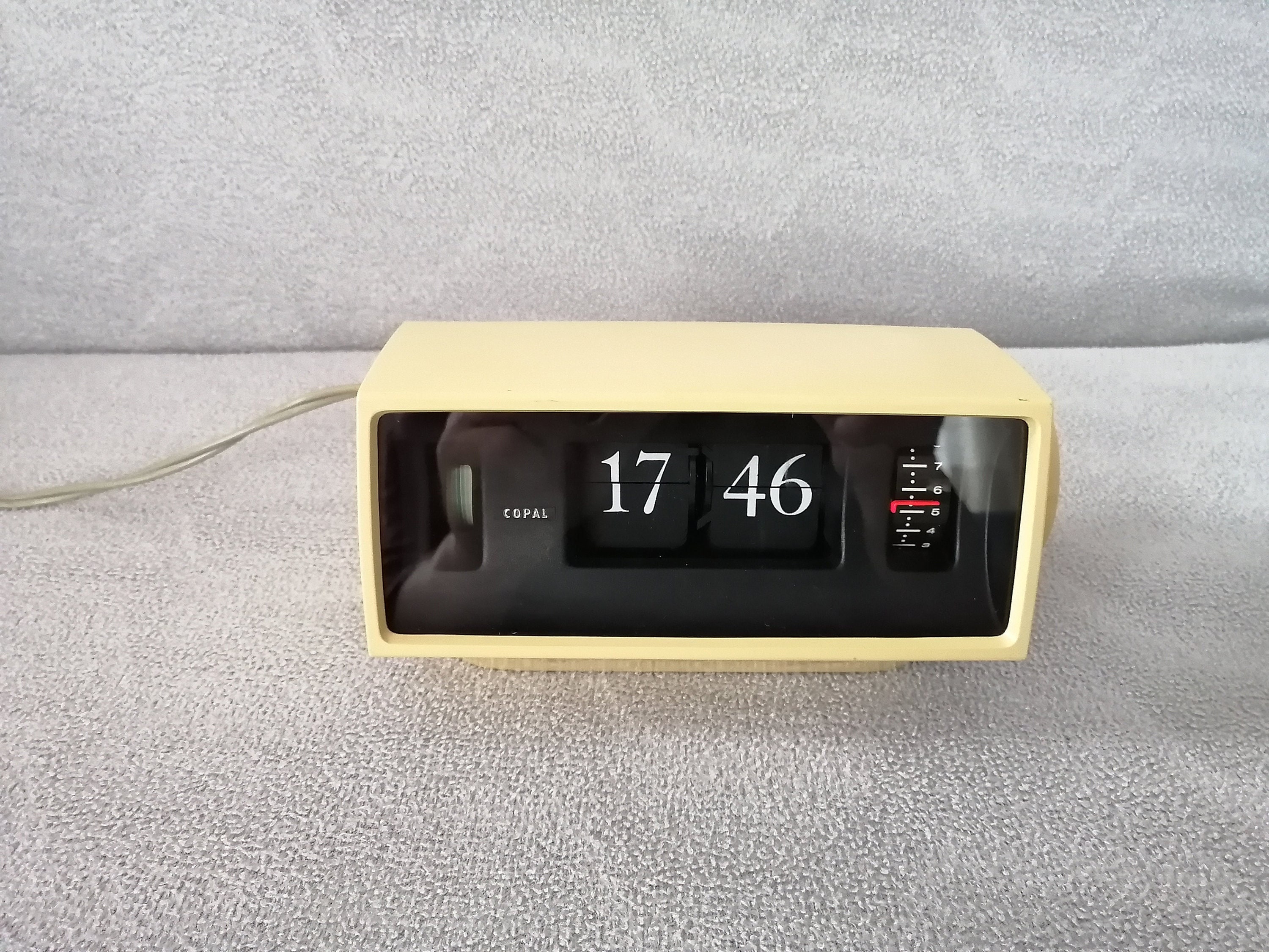Copal flip clock - Etsy 日本