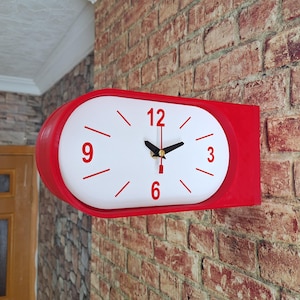 3D-geprinte moderne klok, dubbelzijdige wandklok, retro vintage-look woondecoratie, moderne kamerdecoratie